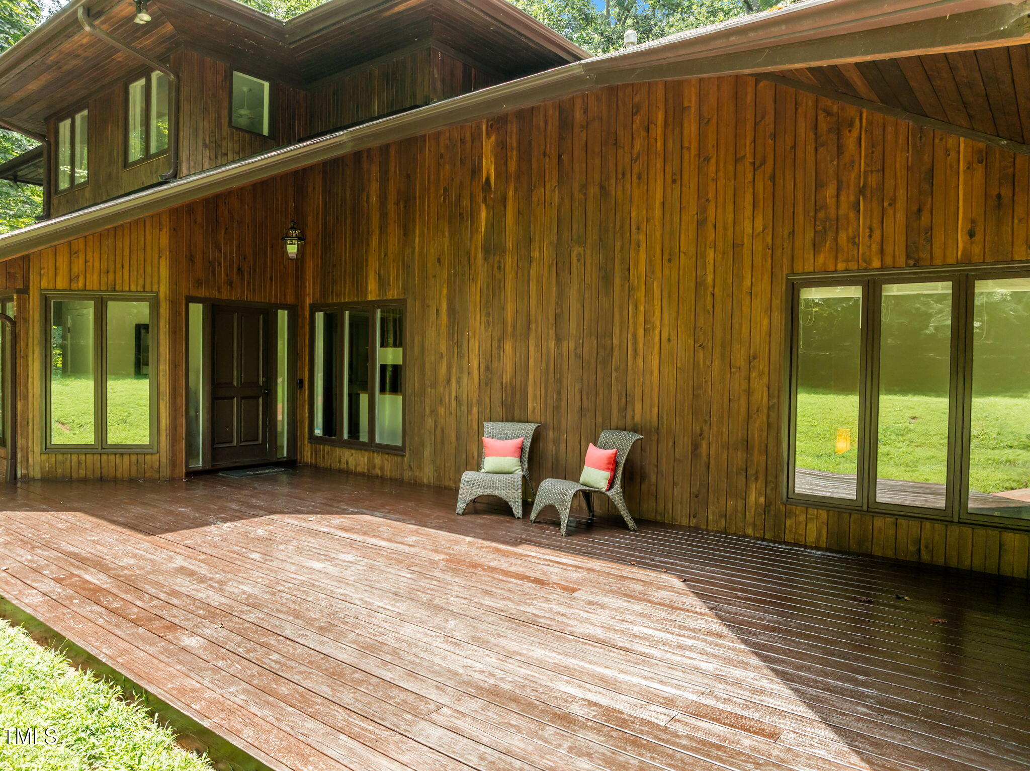 801 Creekstone Drive