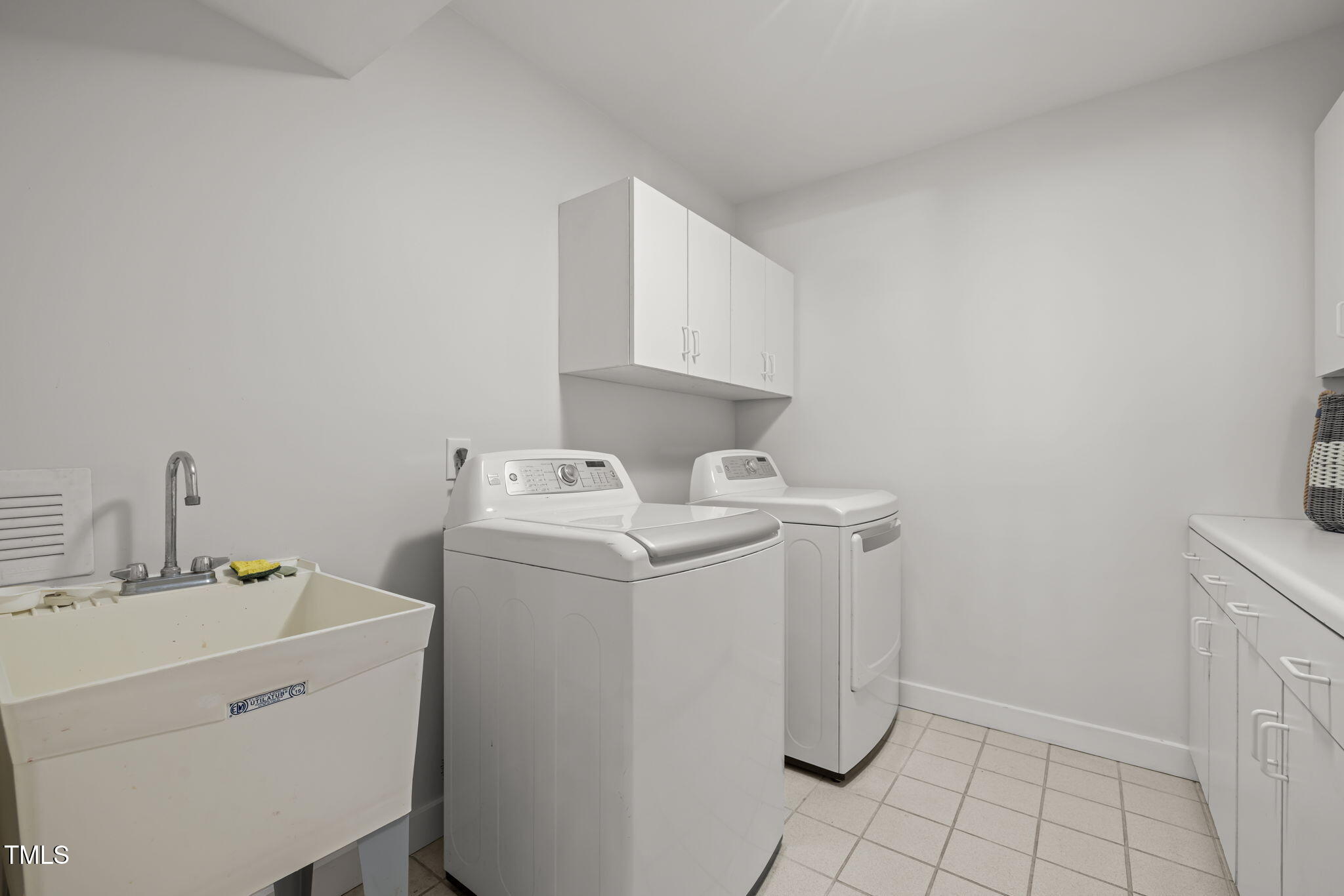 801 Creekstone Drive