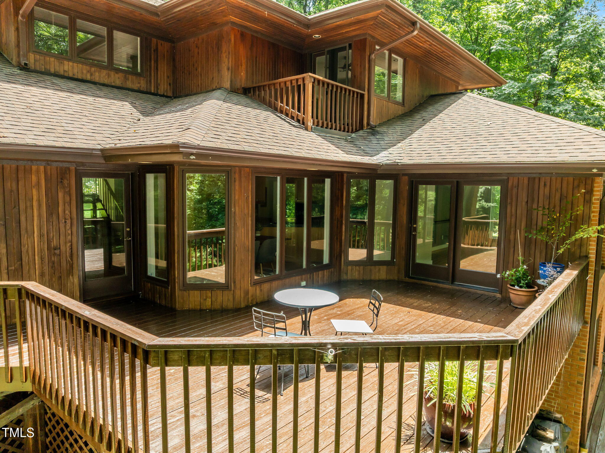 801 Creekstone Drive