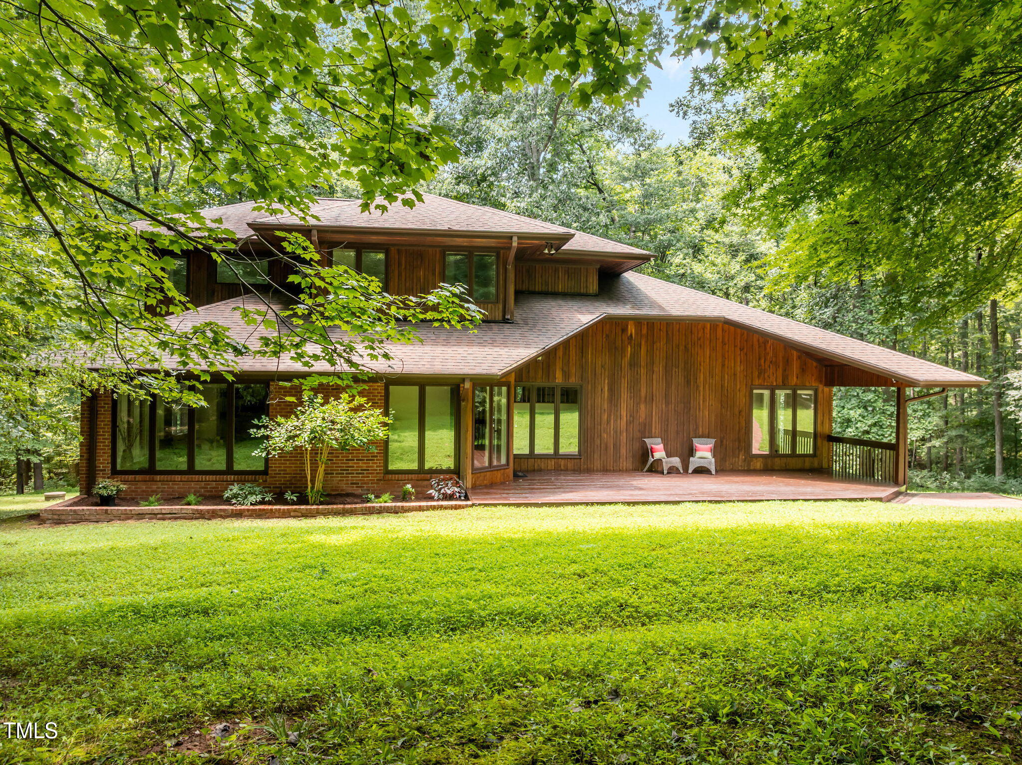 801 Creekstone Drive