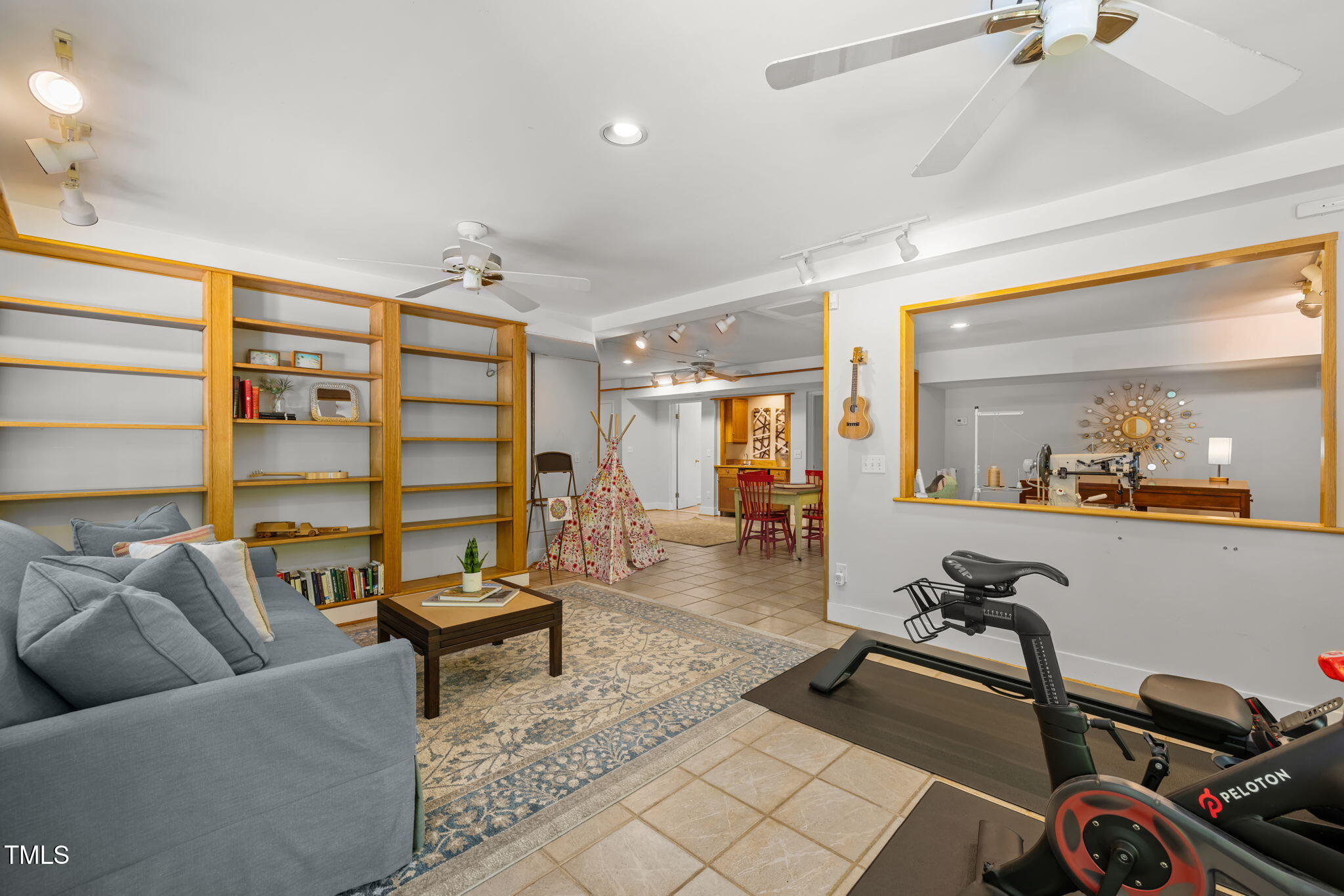 801 Creekstone Drive