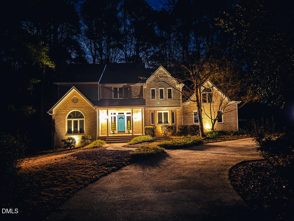 822 Creekstone Drive