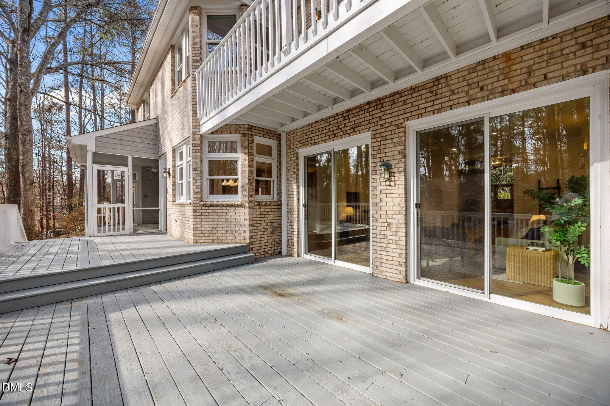 822 Creekstone Drive