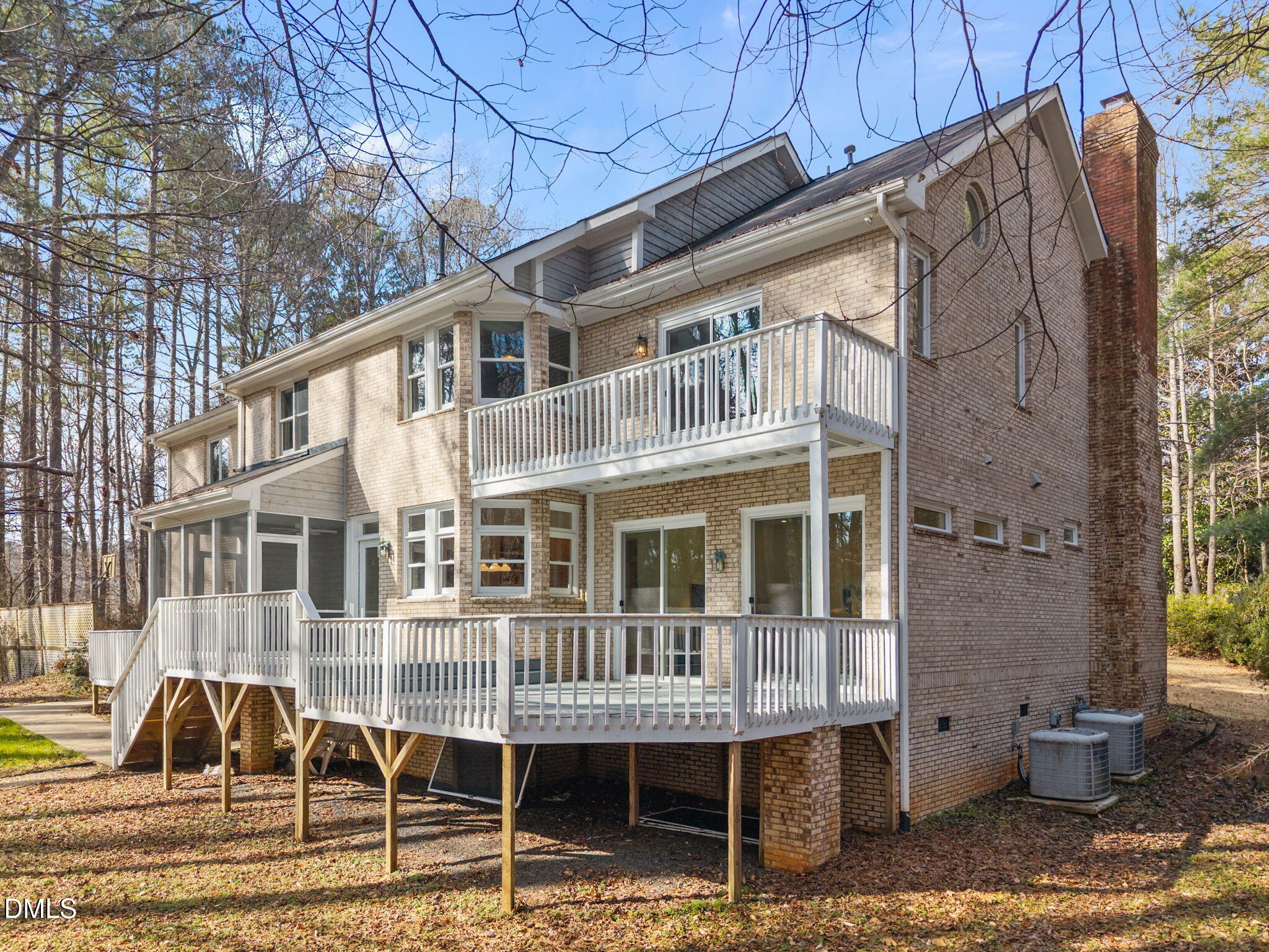 822 Creekstone Drive
