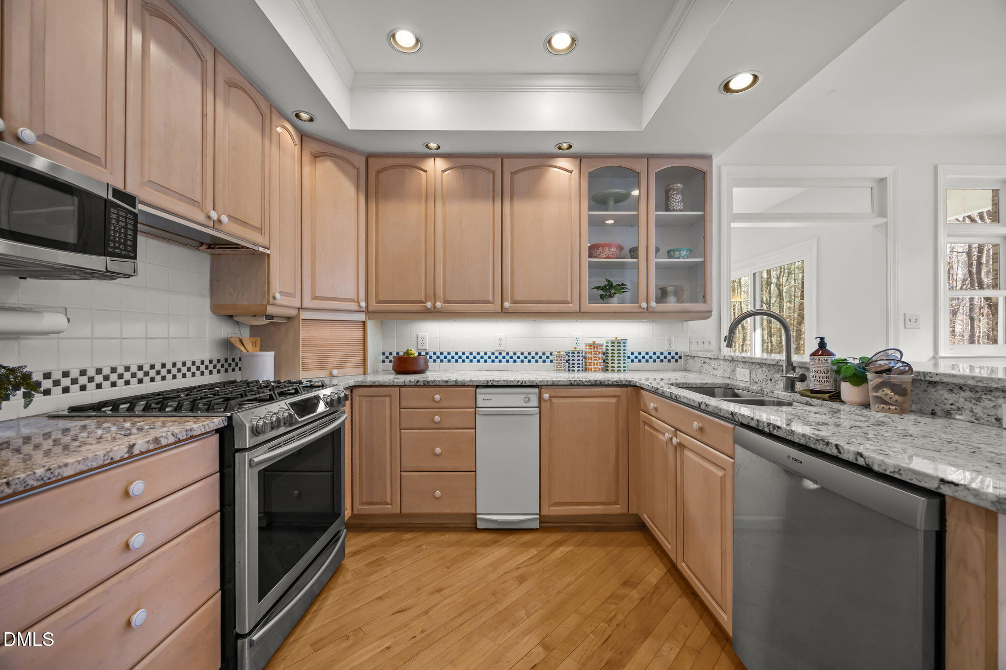 822 Creekstone Drive