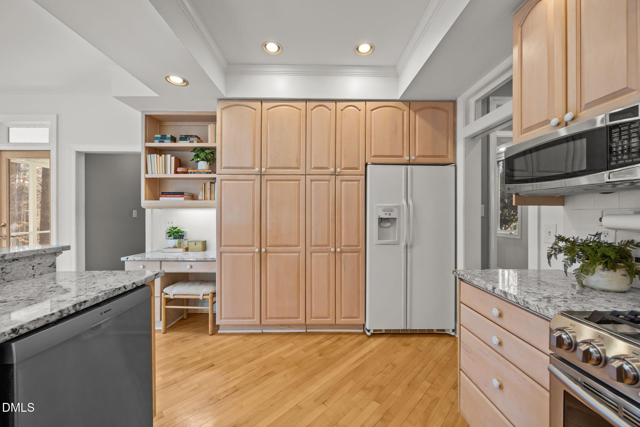 822 Creekstone Drive