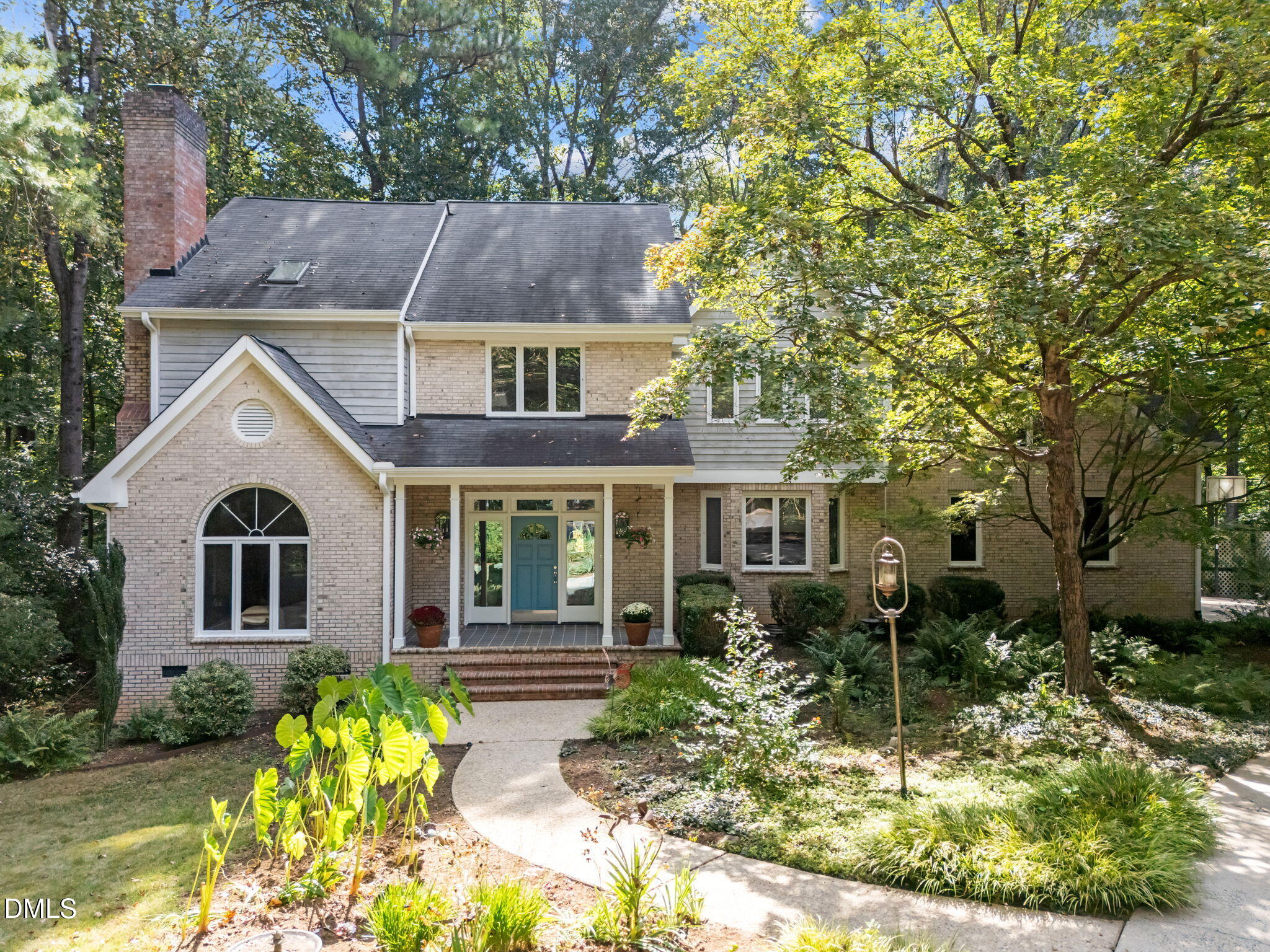 822 Creekstone Drive