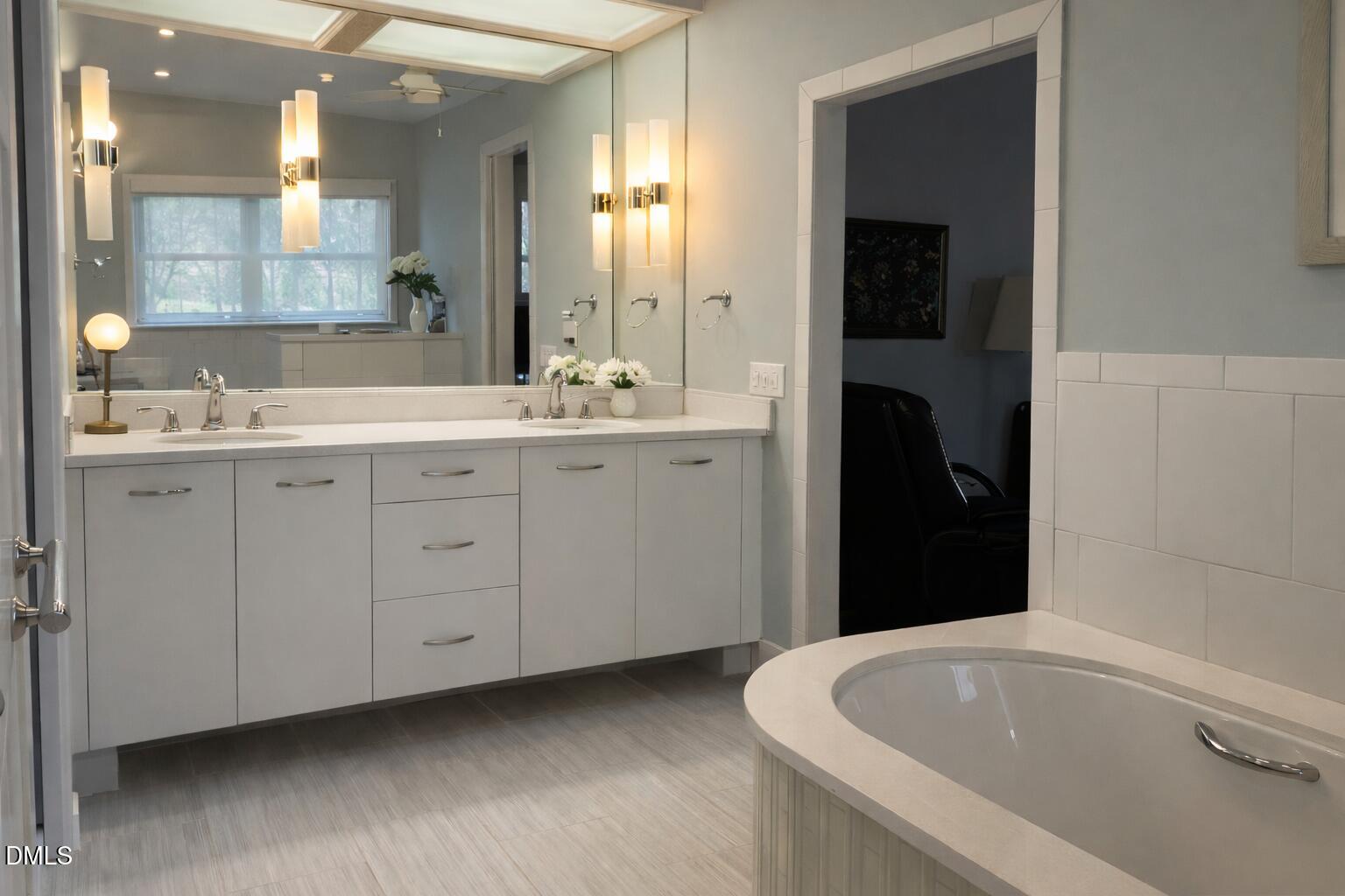 868 Millcroft