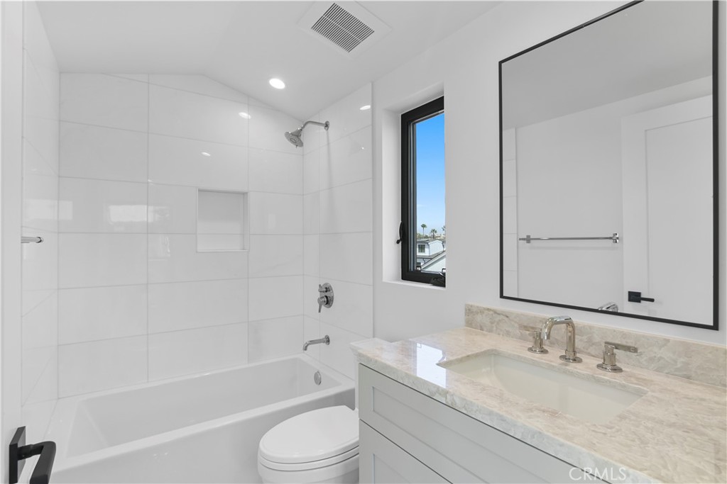 419 Goldenrod Avenue