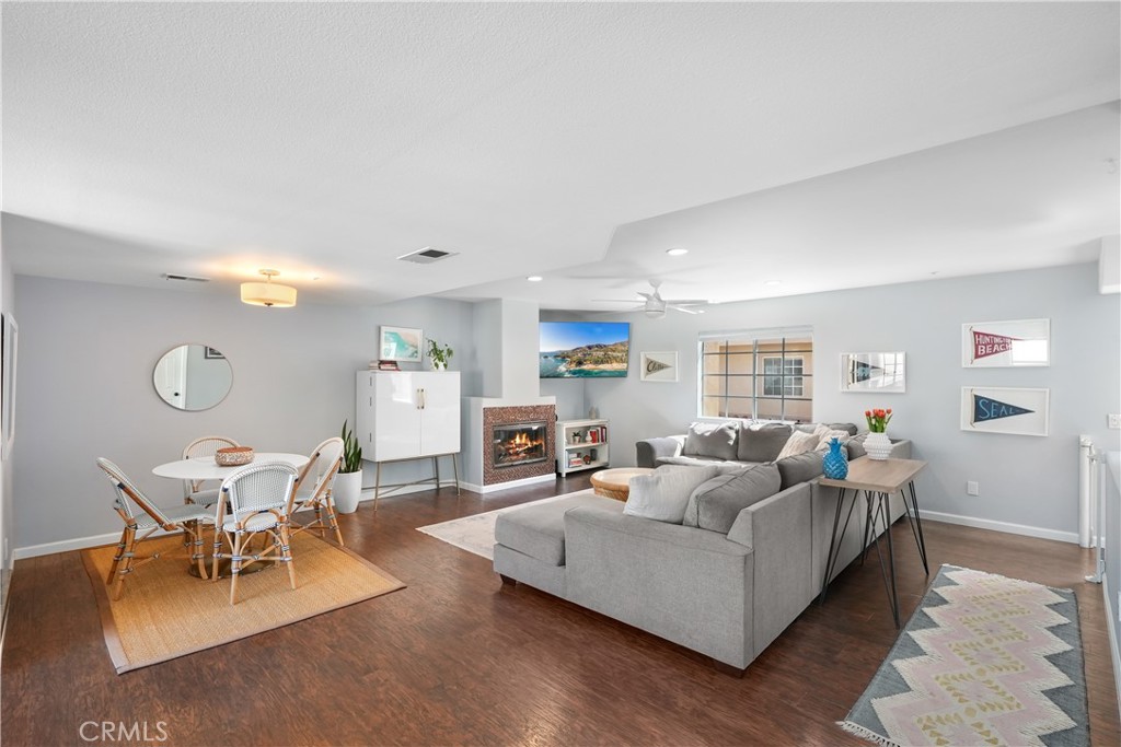 7659 Yorktown Avenue