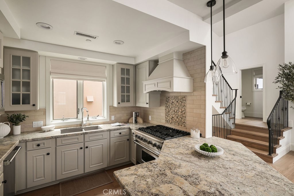 412 1/2 Goldenrod Avenue