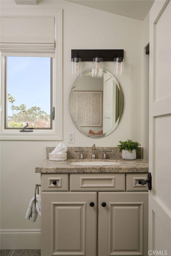 412 1/2 Goldenrod Avenue