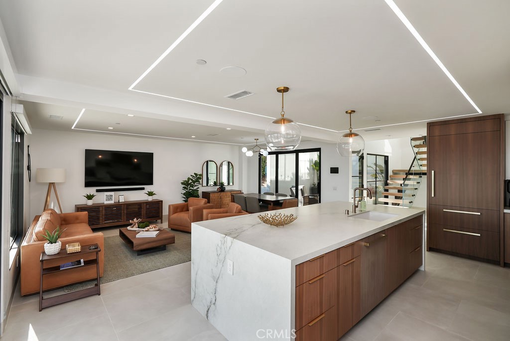 3047 Ocean Boulevard
