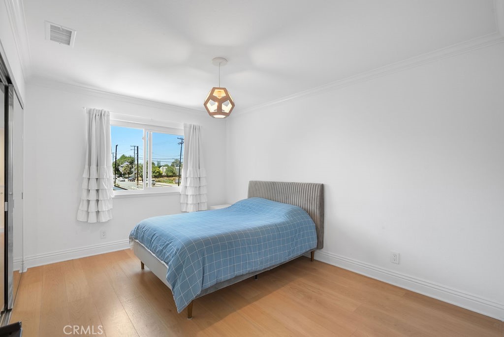 201 La Costa Court
