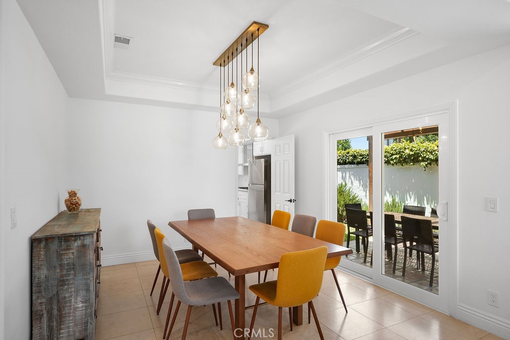201 La Costa Court