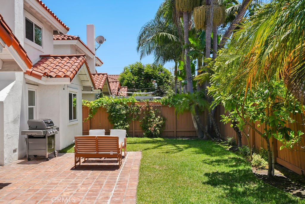 201 La Costa Court