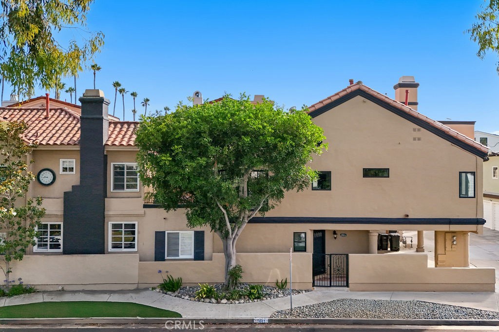 441 1/2 Goldenrod Avenue