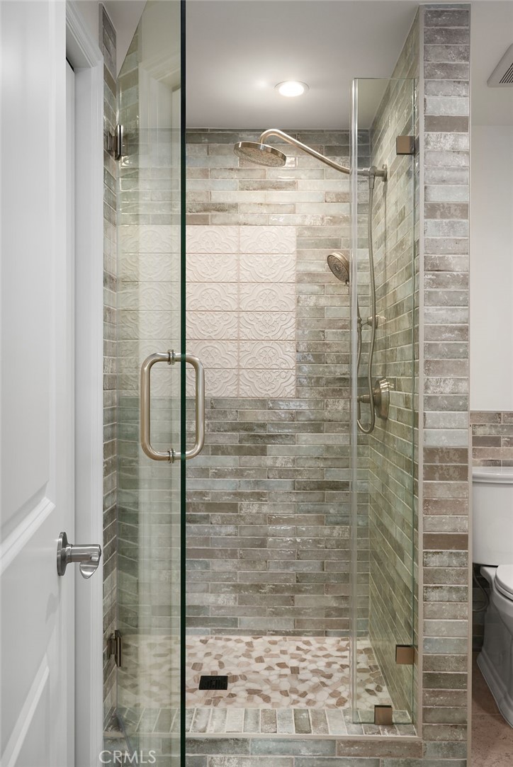 441 1/2 Goldenrod Avenue