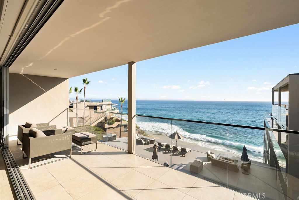 1585 S Coast Highway 66