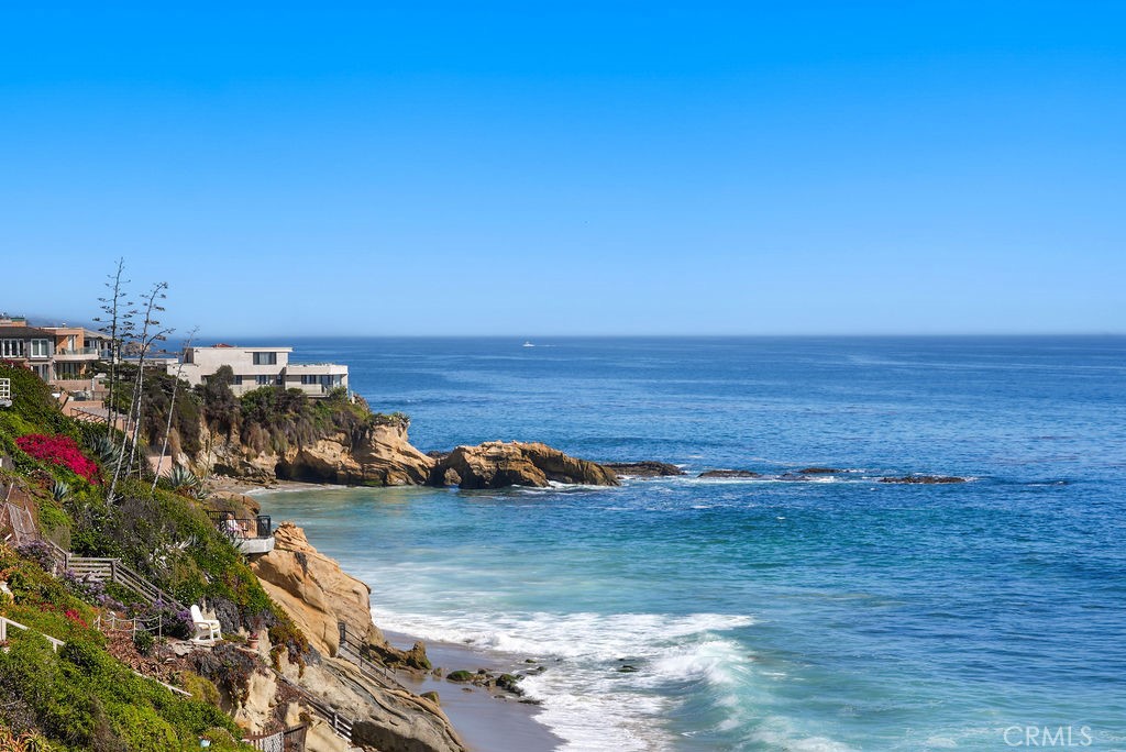 1585 S Coast Highway 66