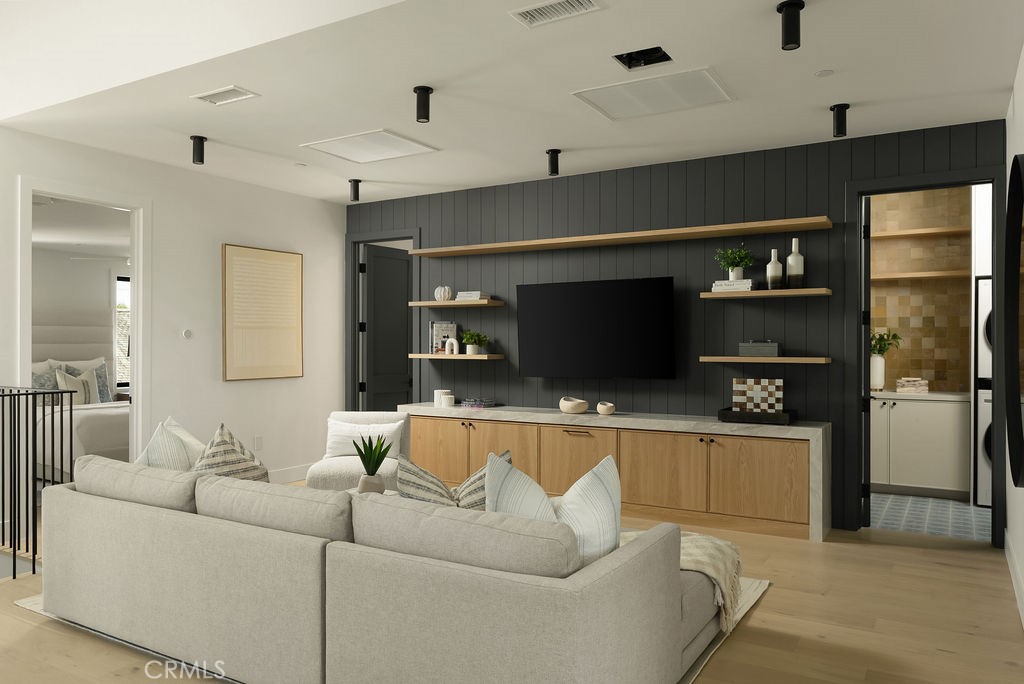 510 Catalina Drive
