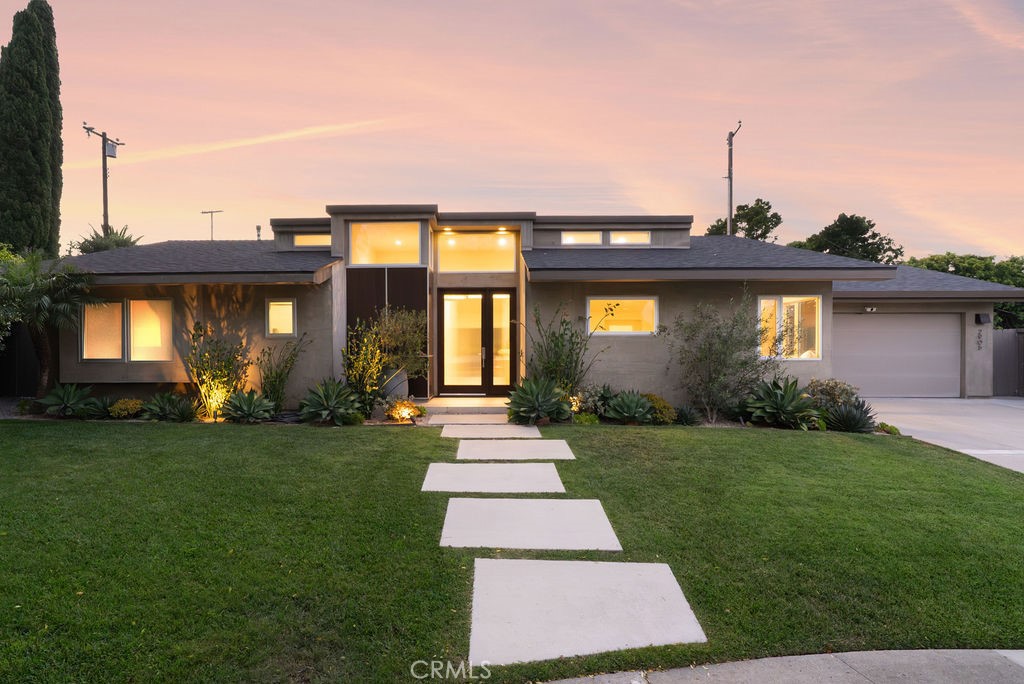 2905 Paper Lane