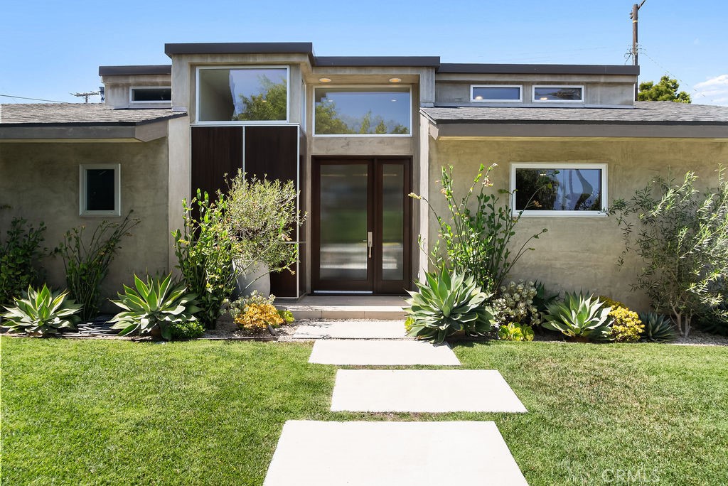2905 Paper Lane