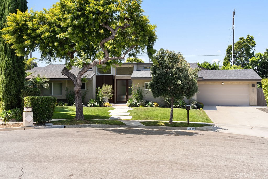 2905 Paper Lane