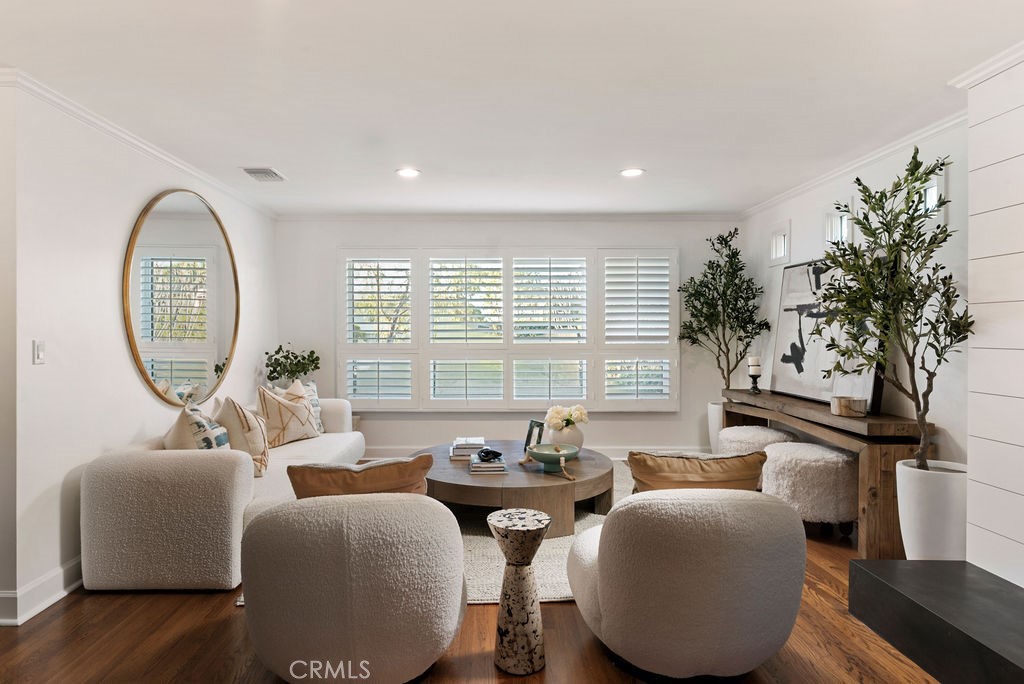 453 Seaward Road