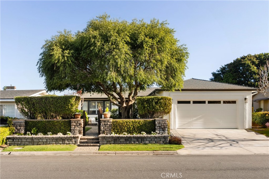 453 Seaward Road