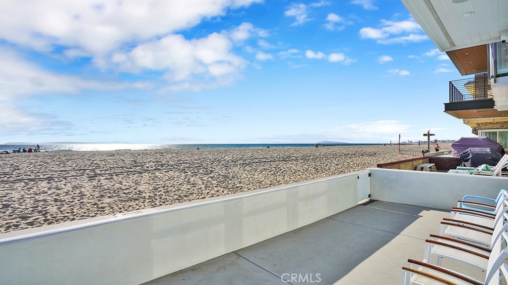 3206 W Oceanfront