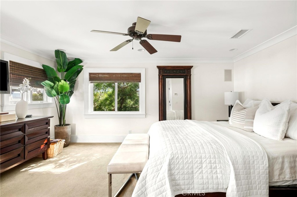 516 Poinsettia Avenue B