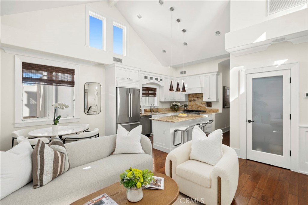 516 Poinsettia Avenue B