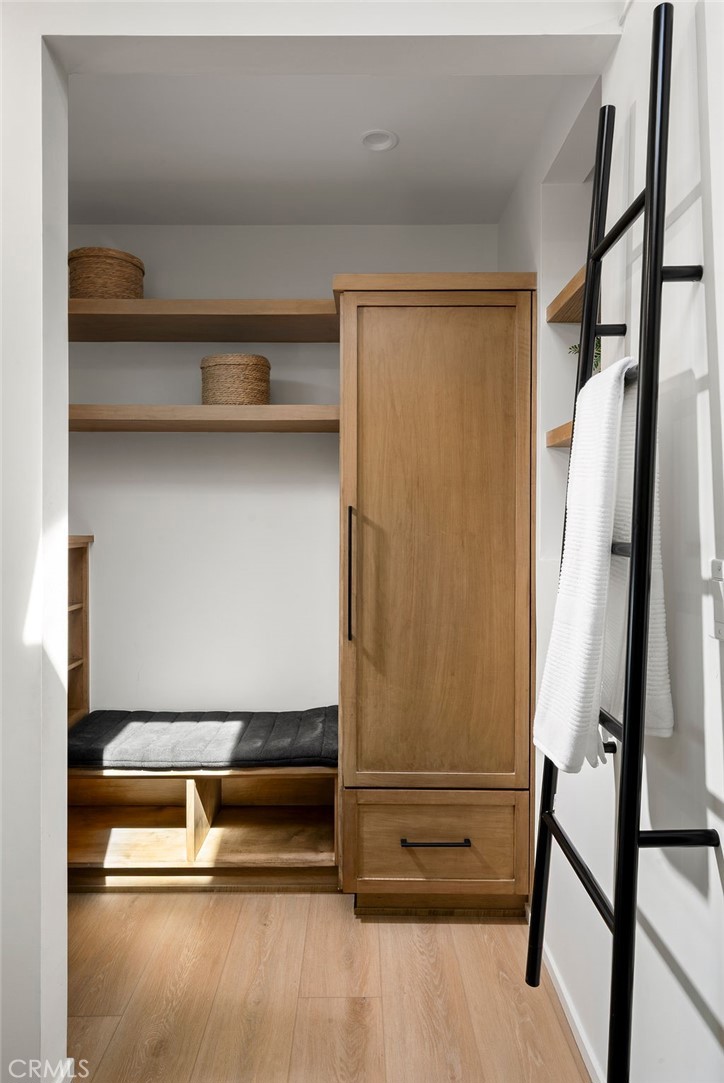 31911 Crestwood Place