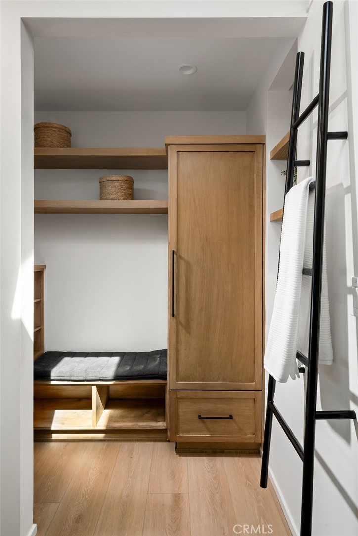 31911 Crestwood Place