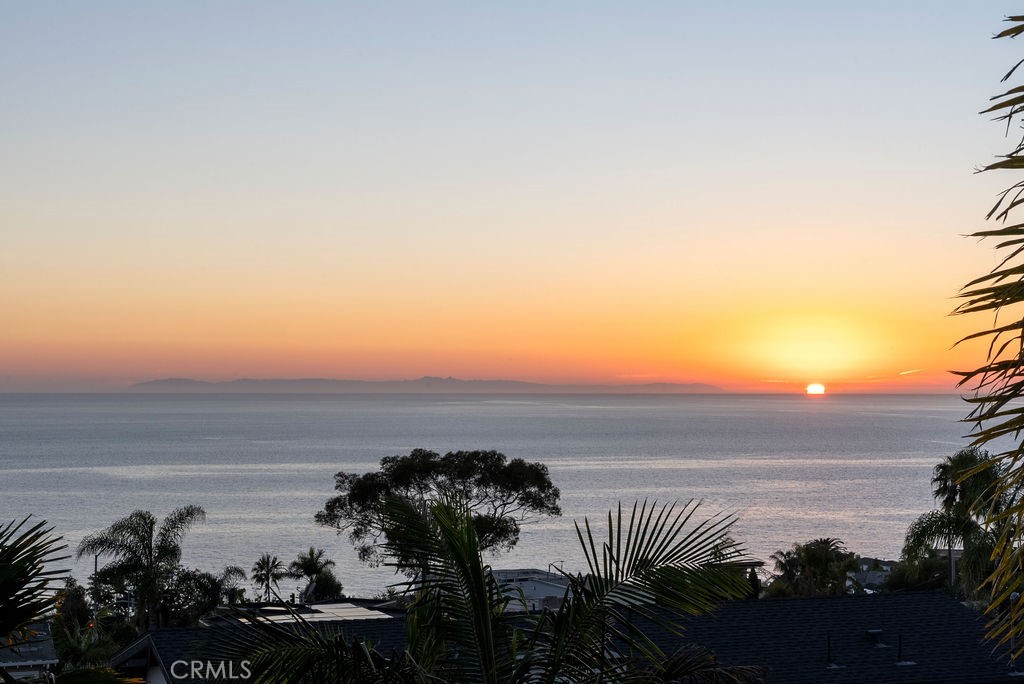 31911 Crestwood Place