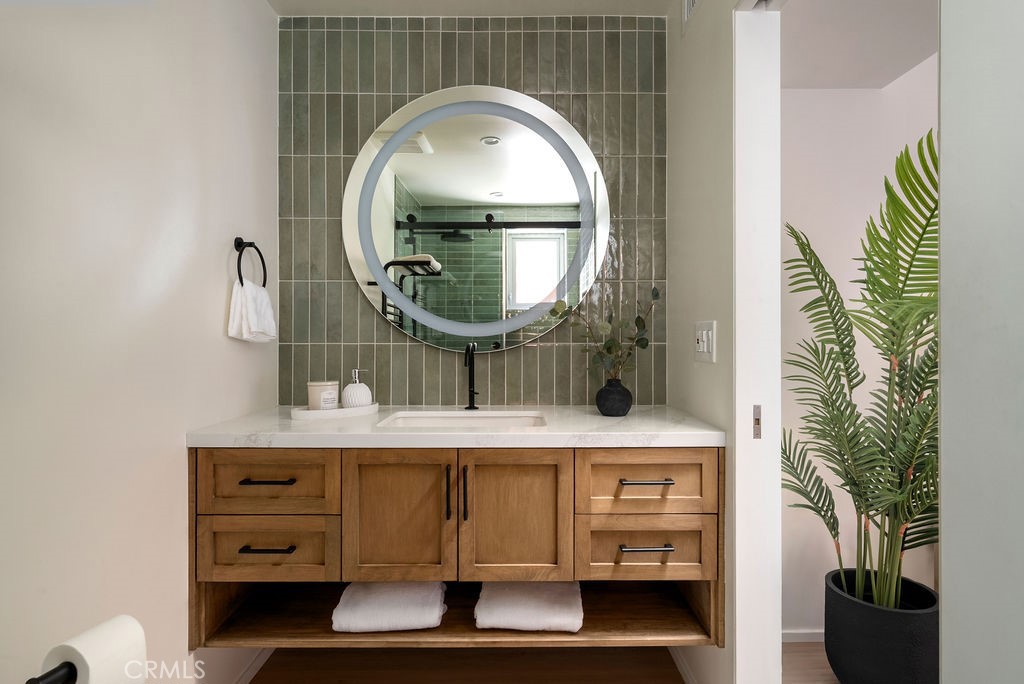 31911 Crestwood Place