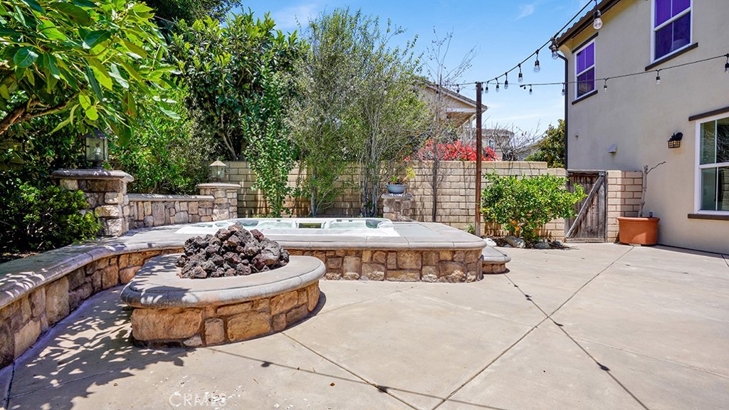 2519 Cornerstone