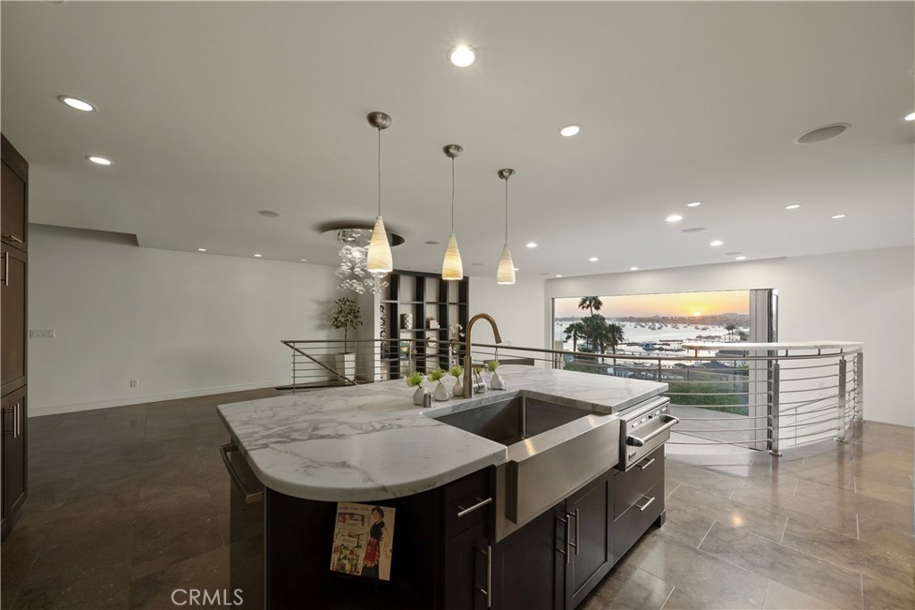 315 Carnation