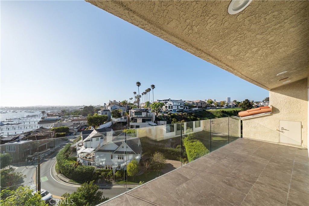 315 Carnation