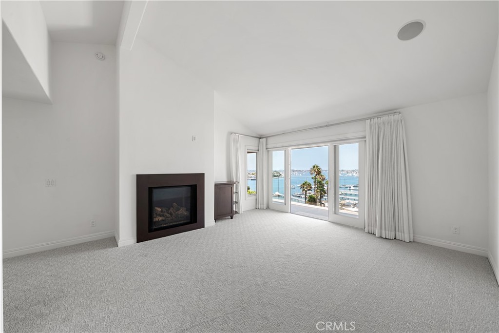 315 Carnation