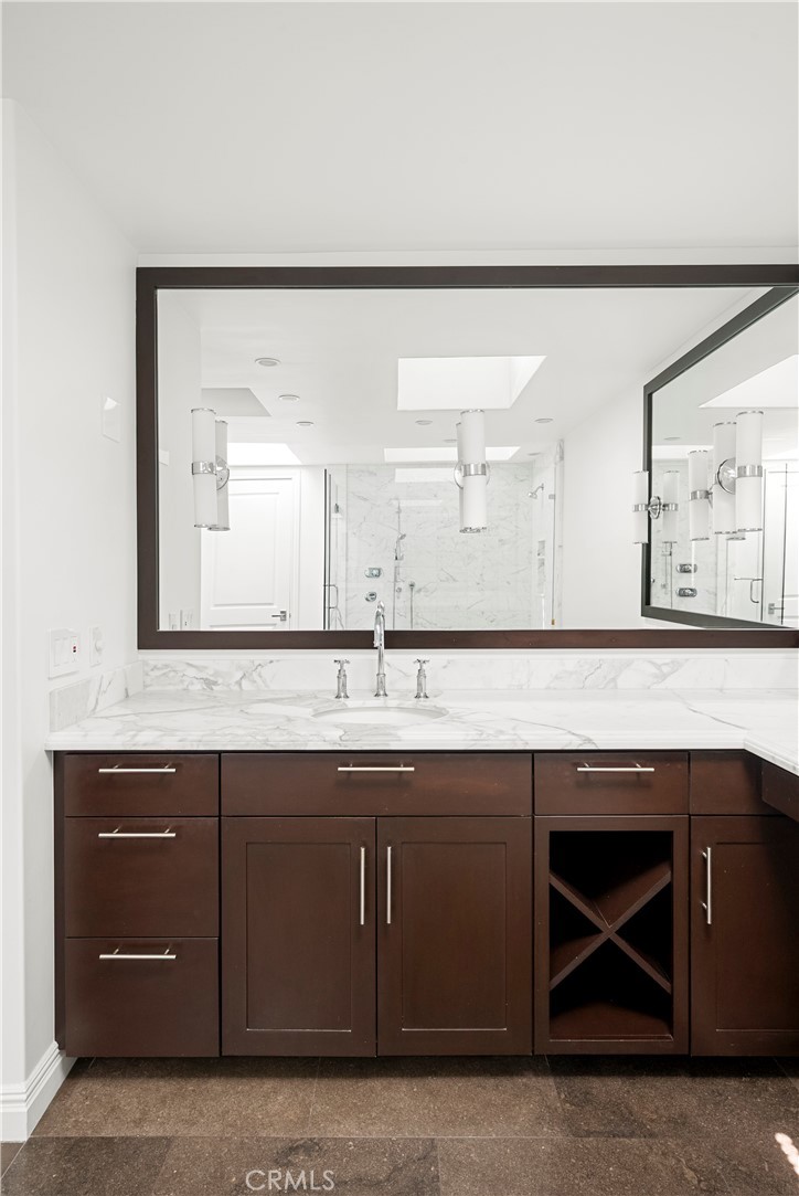 315 Carnation