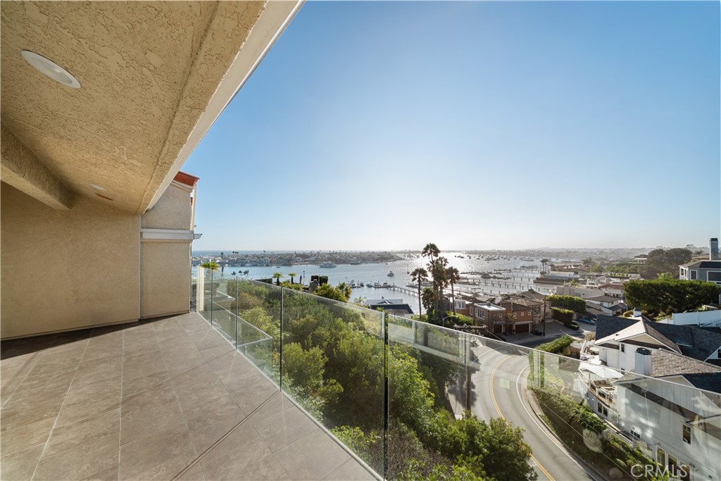 315 Carnation