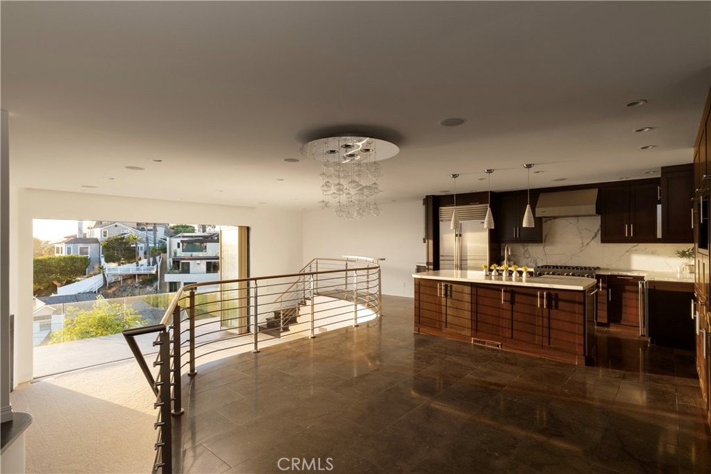 315 Carnation