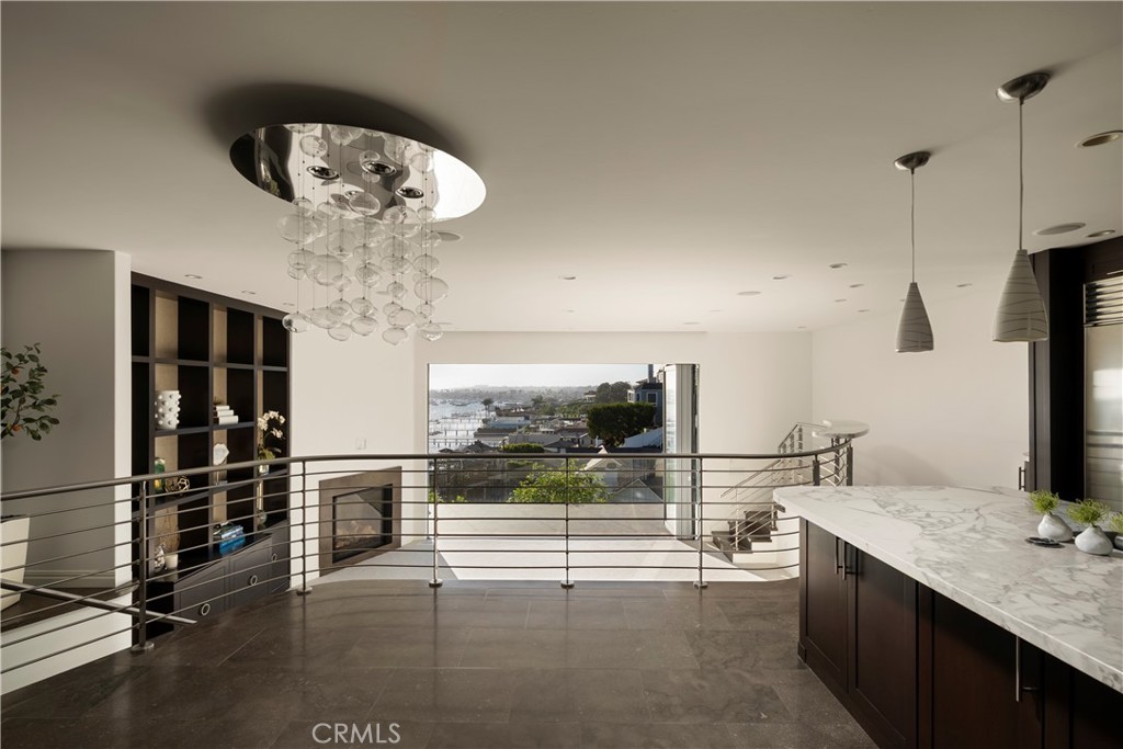315 Carnation