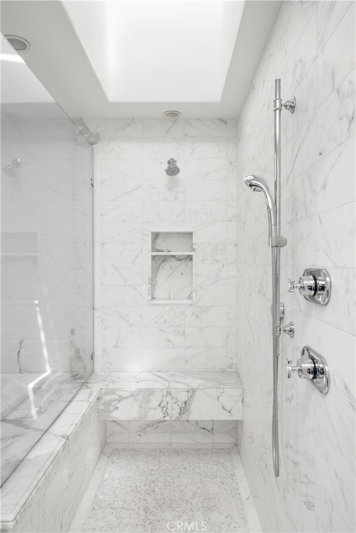 315 Carnation