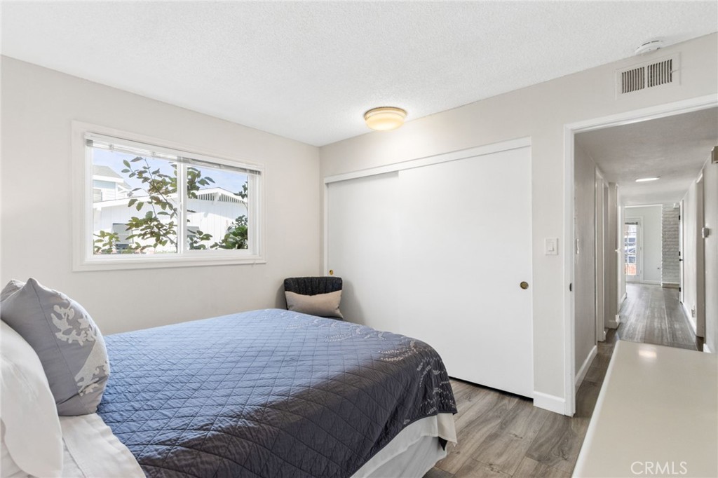 218 E Balboa 1/2