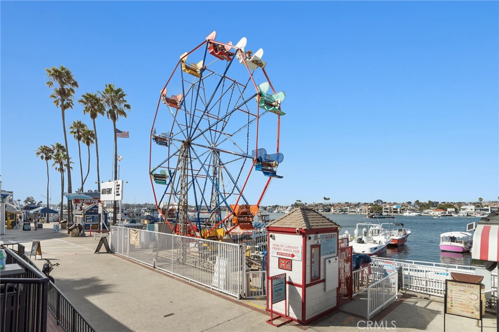 218 E Balboa 1/2