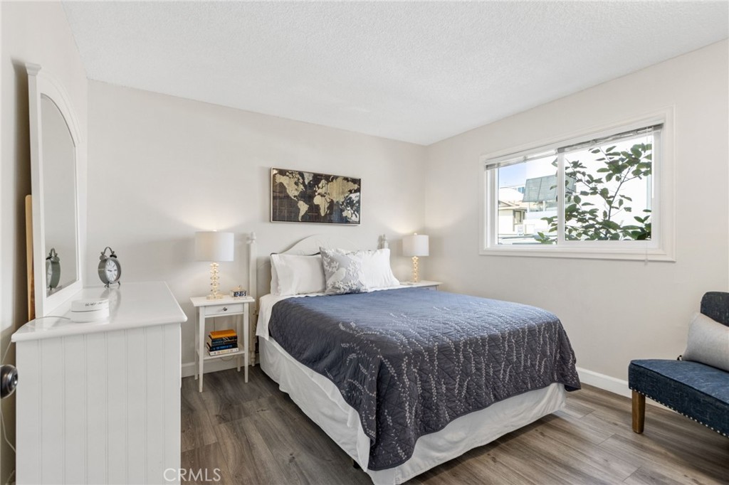 218 E Balboa 1/2