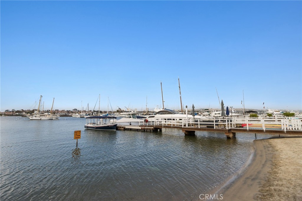 218 E Balboa 1/2